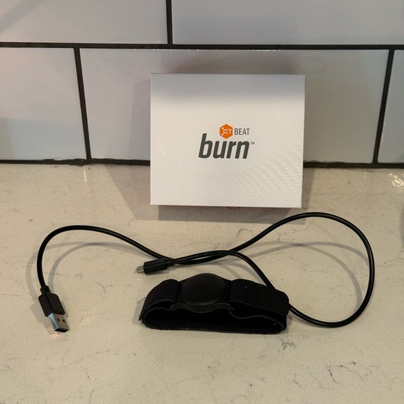 Orange Theory Beat Burn Heart Rate Monitor - Picture 2 of 5